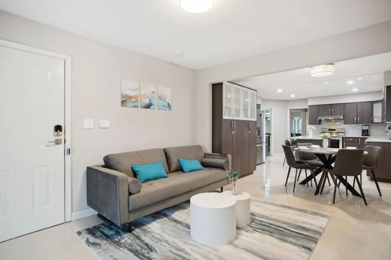 Large Multi-Family Retreat With 2 Car Garage Villa Vancouver 0*,  Canada